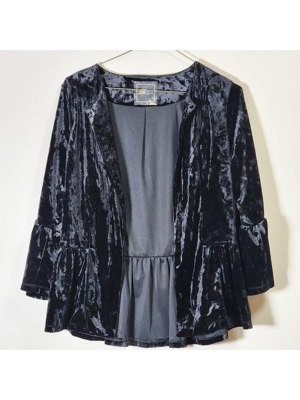 Amaryllis velvet blazer color black size medium